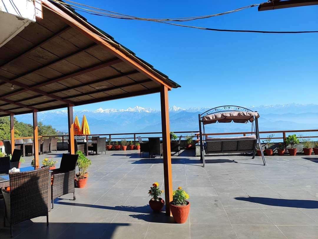 atticinn/9770309/images/Everest Manla Resort 1 (3).jpeg